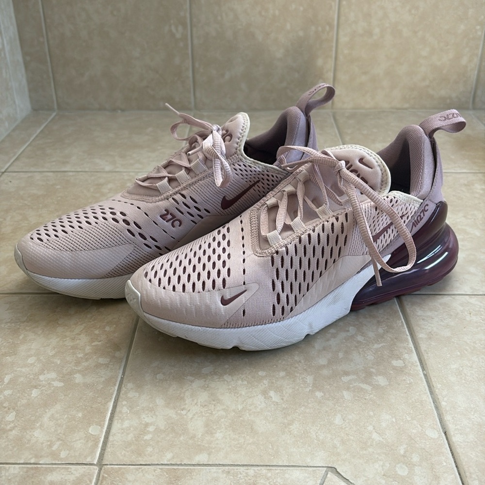 Nike Air Max 270